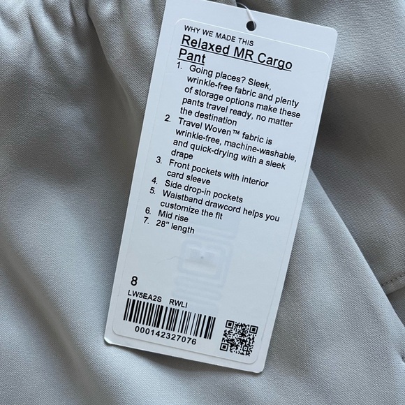 NWT lululemon Relaxed MR Cargo Pant - Picture 2 of 3